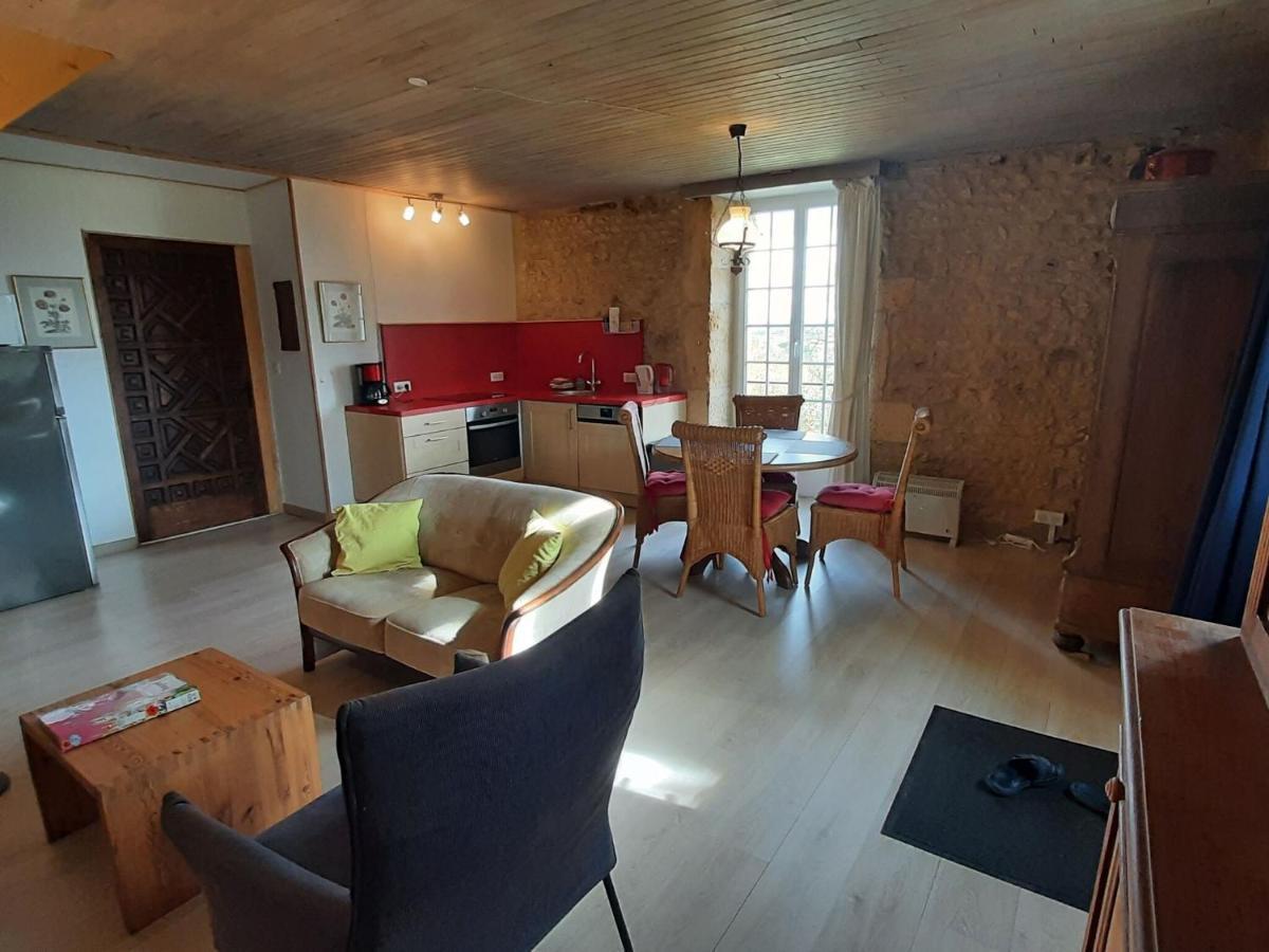 Cozy Cottage In Aquitaine With Private Swimming Pool Peyzac-le-Moustier エクステリア 写真